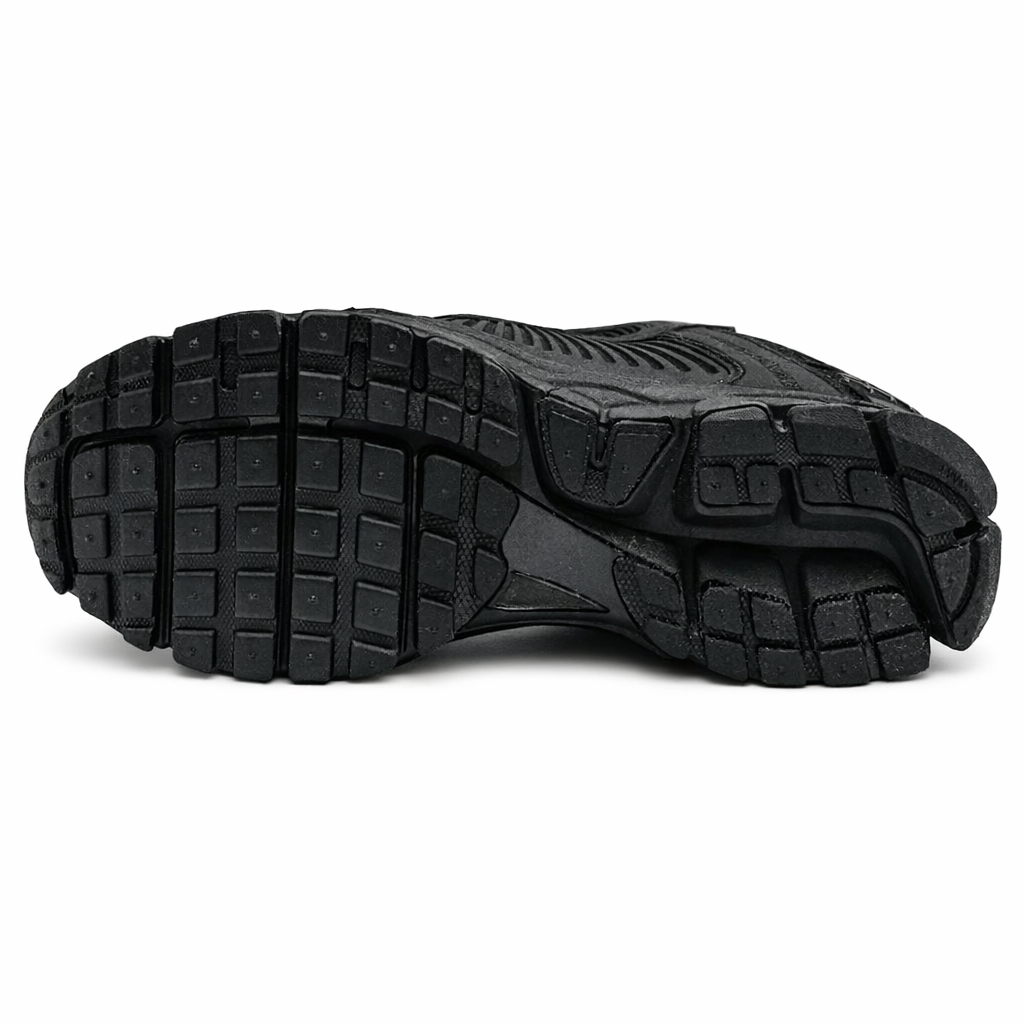 Nike Zoom Vomero 5 | Triple Black