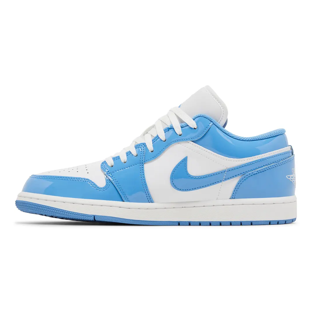 AIR JORDAN 1 LOW SE "WHITE/LEGEND BLUE"