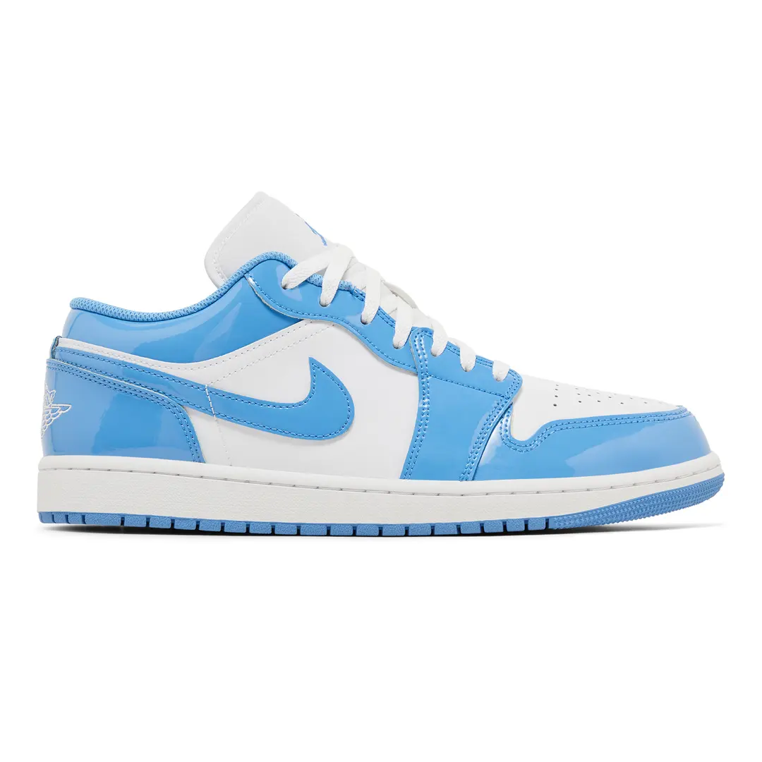 AIR JORDAN 1 LOW SE "WHITE/LEGEND BLUE"